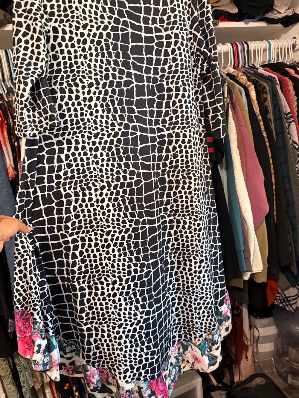 Floral & Animal-Print High-Low Tunic Top - Multicolor - Picture 2 of 4